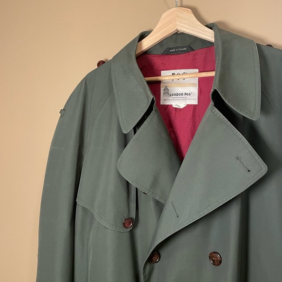 Vintage London Fog double breasted iconic trench coat - Picture 2 of 5